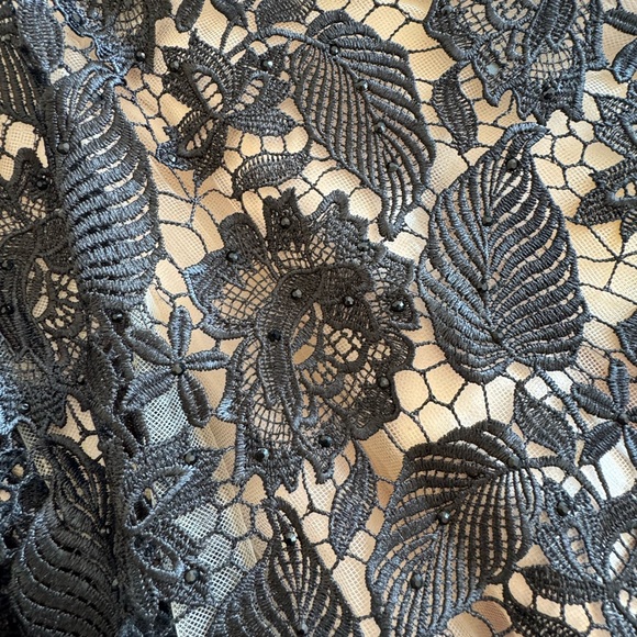 Dave and Johnny studded black lace and tulle cocktail dress - Picture 3 of 9